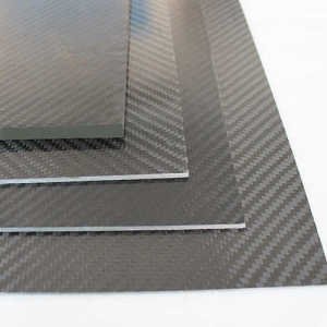 Karbon Fiber Plaka 3K T: 1.5 mm 40x50 cm