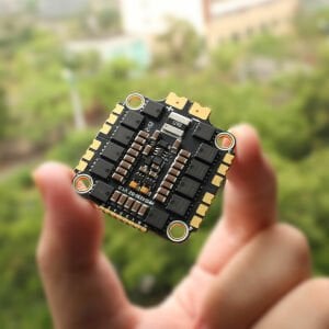 HAKRC FPV 65A X 4  Blheli   4 in-1 32-bit 2-8S ESC